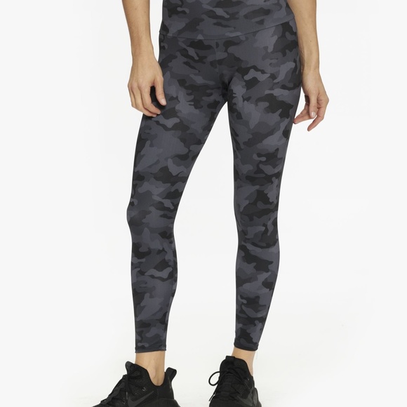 Onzie High Rise Legging - Picture 10 of 12